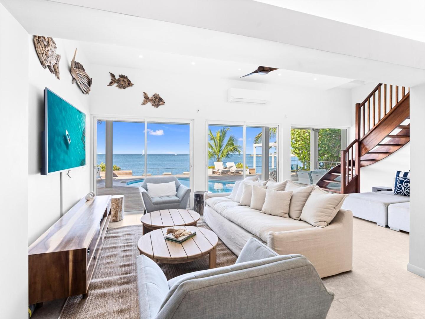 Surfsong Villa- Luxury Water Front Villa For 12 Maho المظهر الخارجي الصورة